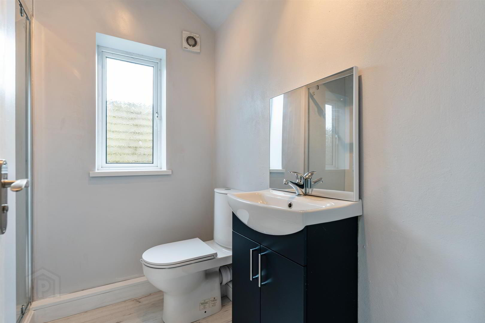 16 Manse Road 19 of 40