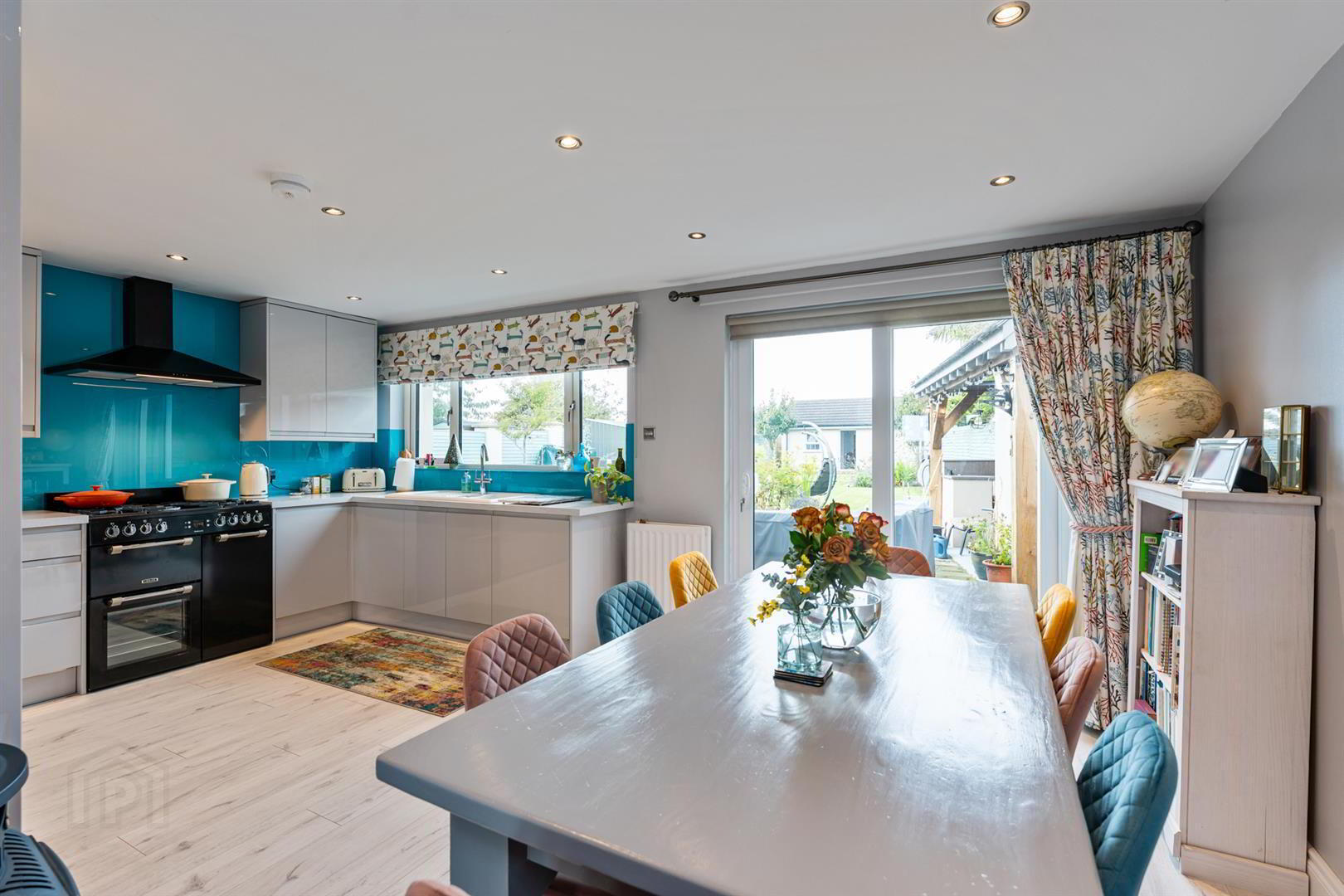 16 Manse Road 37 of 40