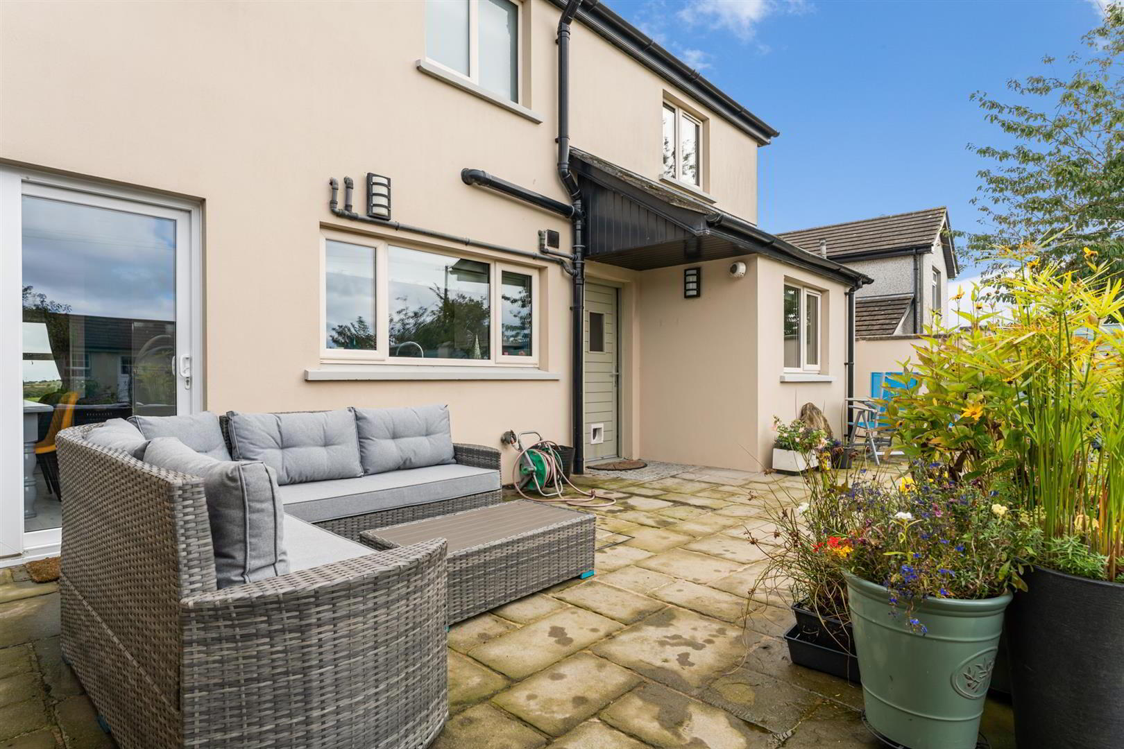 16 Manse Road 26 of 40