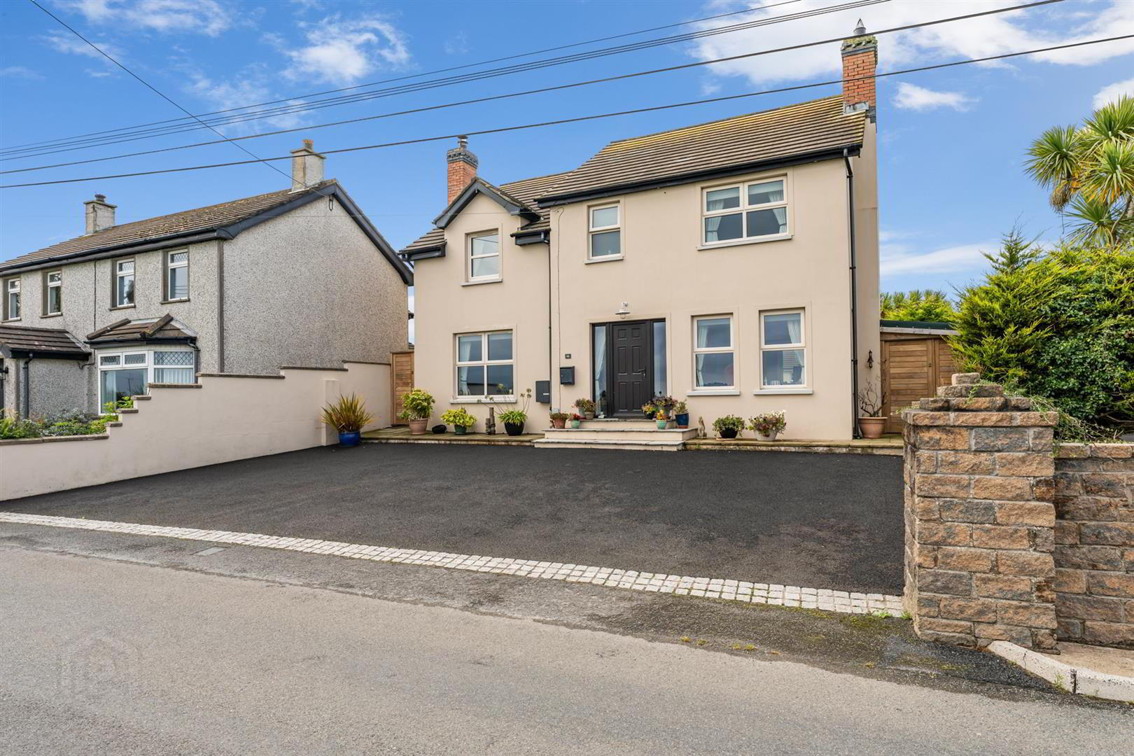 16 Manse Road 33 of 40