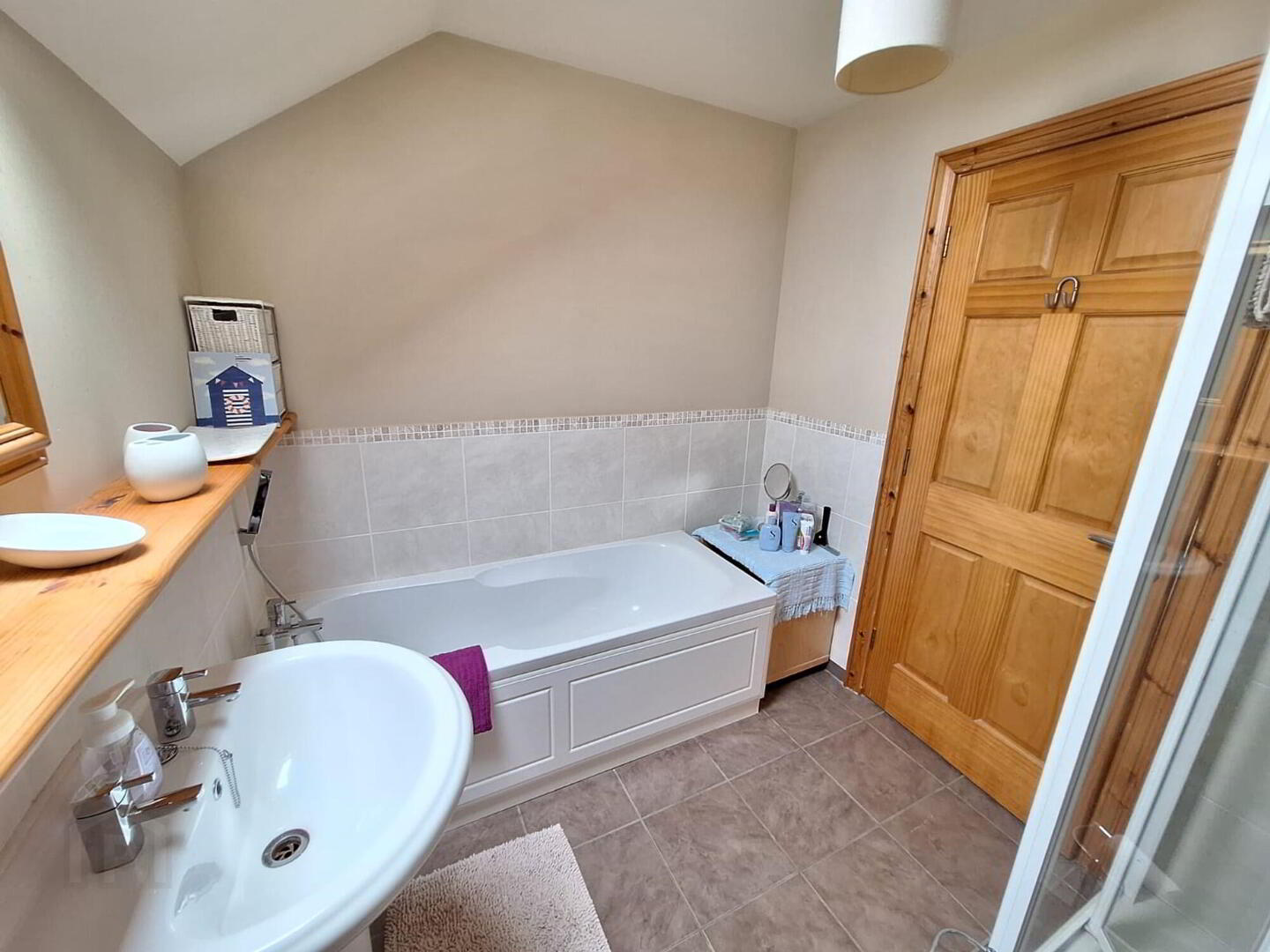 Kilbarchan House, 140 Moycraig Road 44 of 69