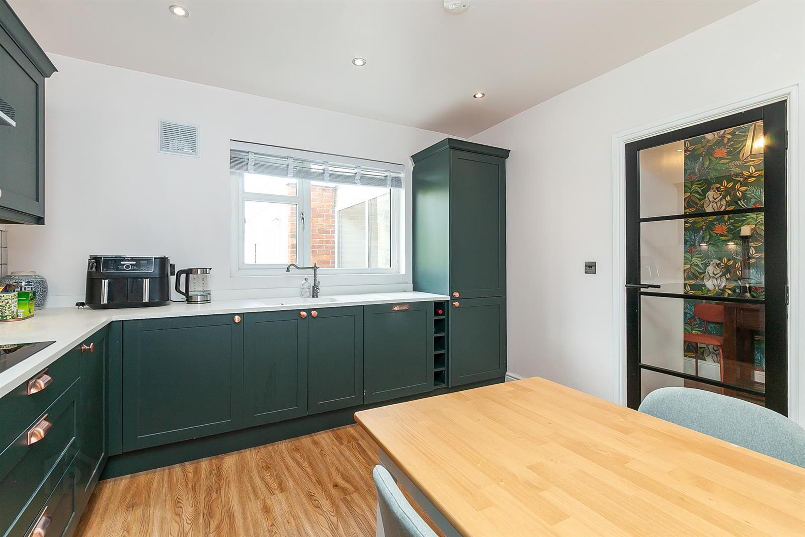 B5 Bryanscourt 5 of 20