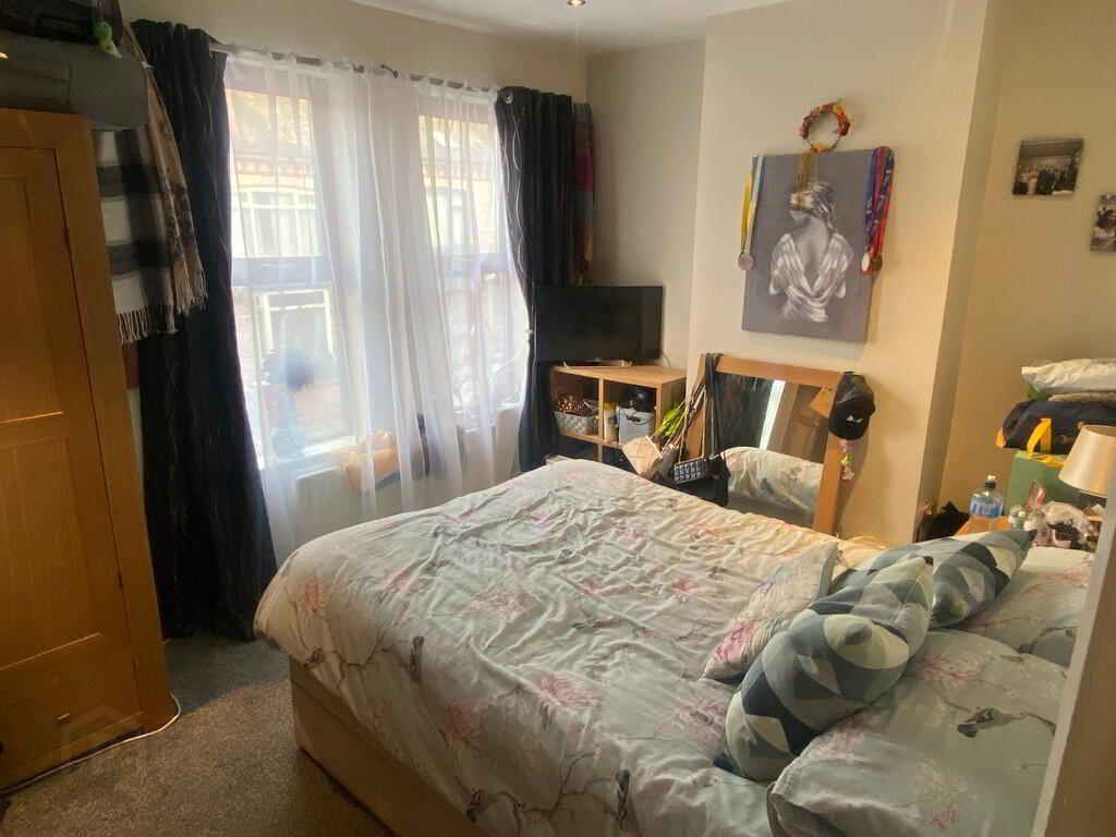 18 Rathcool Street 6 of 10