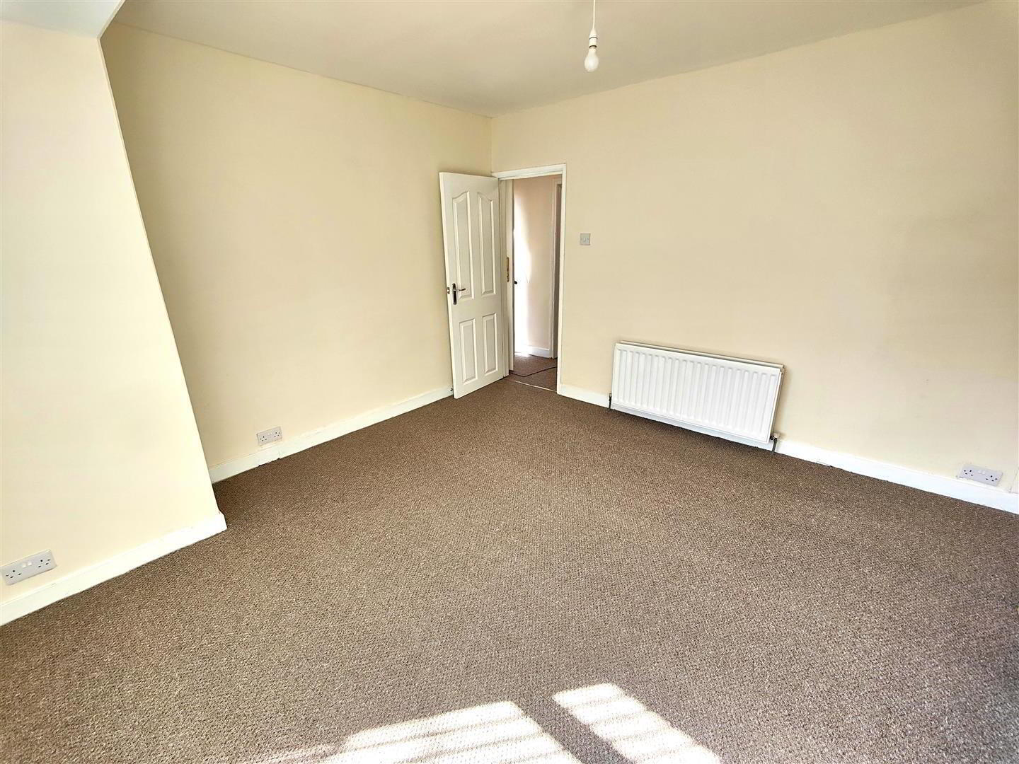 90 Joanmount Gardens 20 of 26