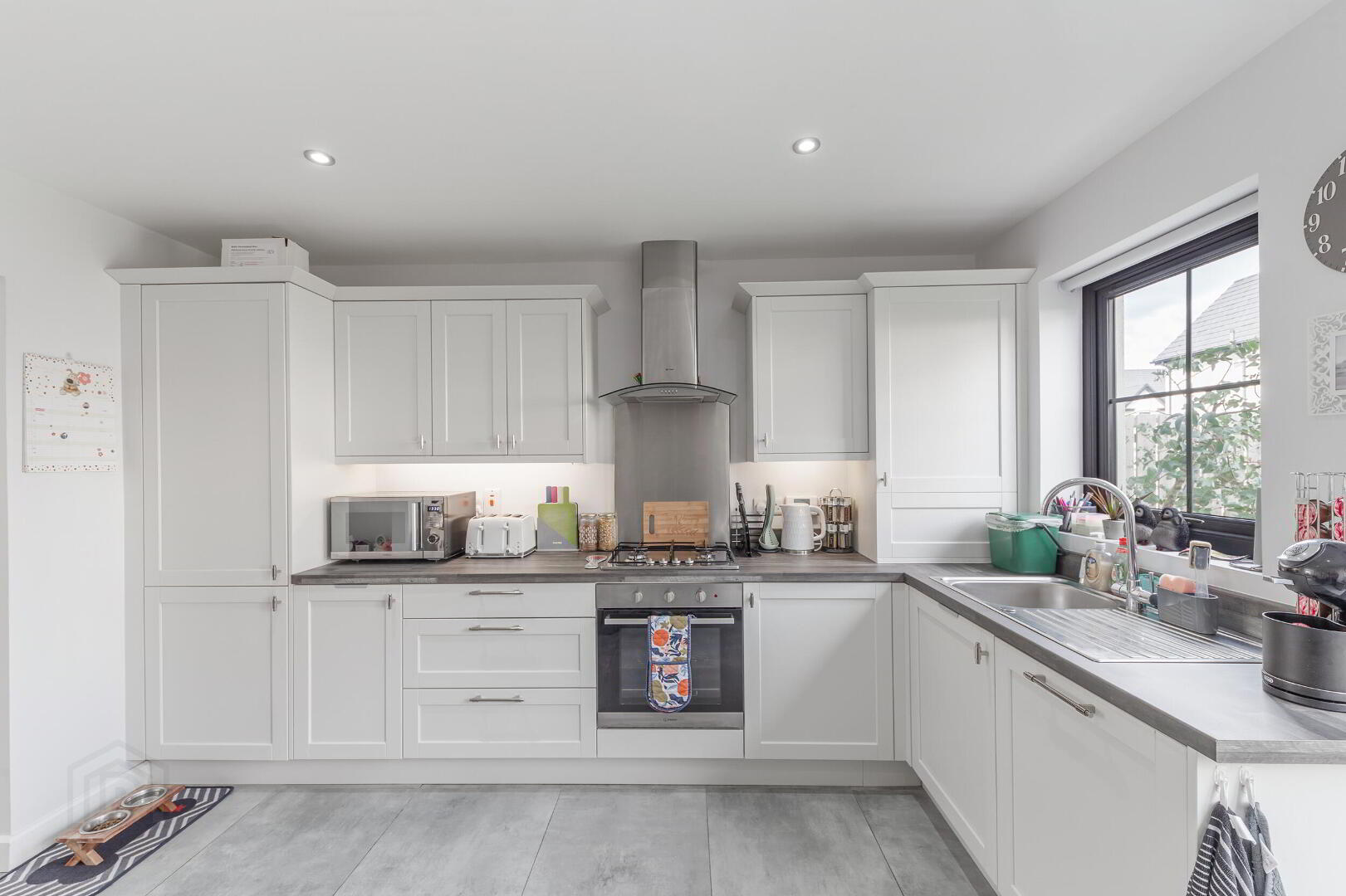 7 Rocklyn Mews 11 of 37