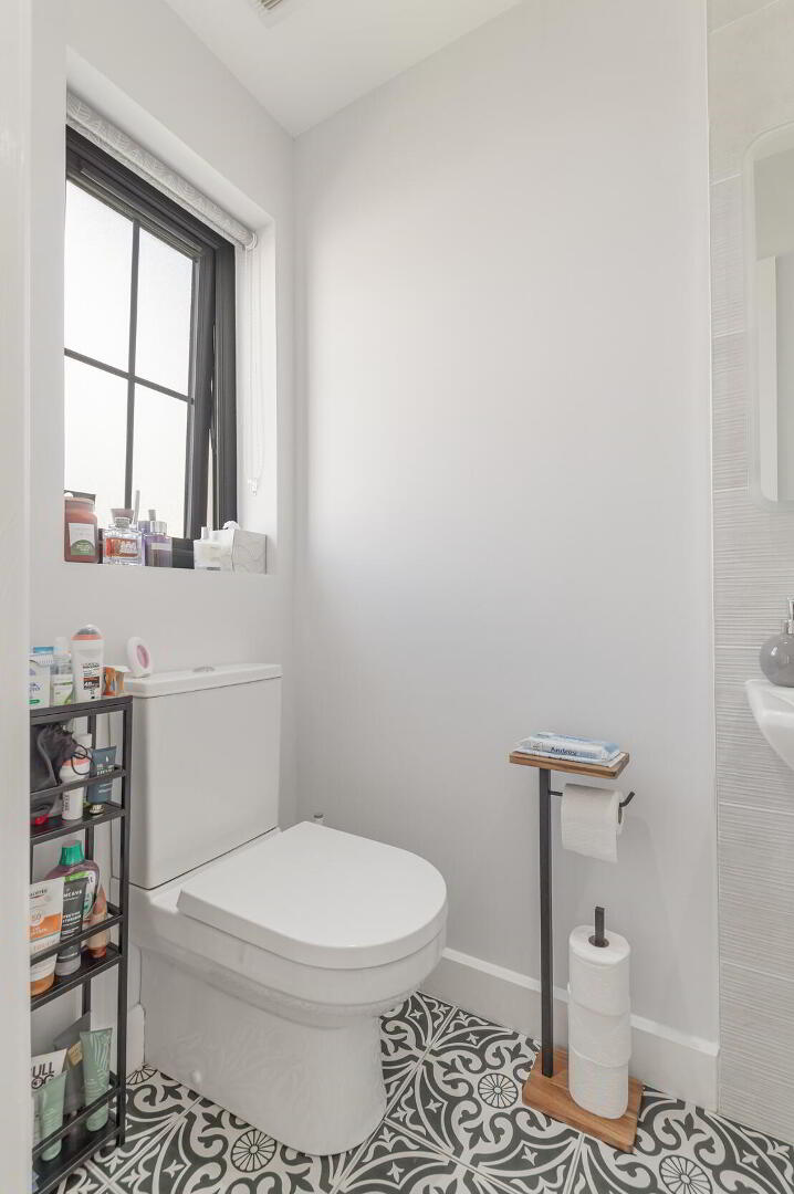 7 Rocklyn Mews 21 of 37