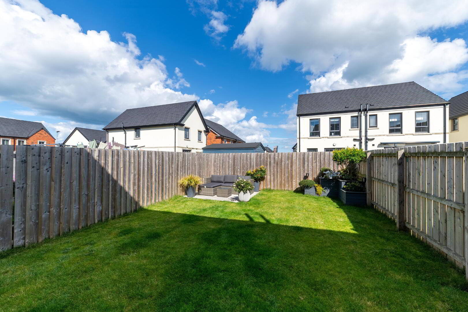 7 Rocklyn Mews 32 of 37