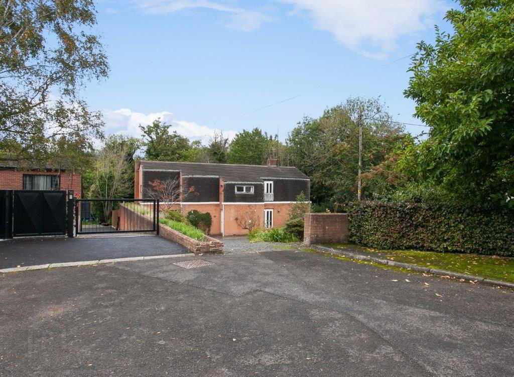 13 Edenvale Park 2 of 27
