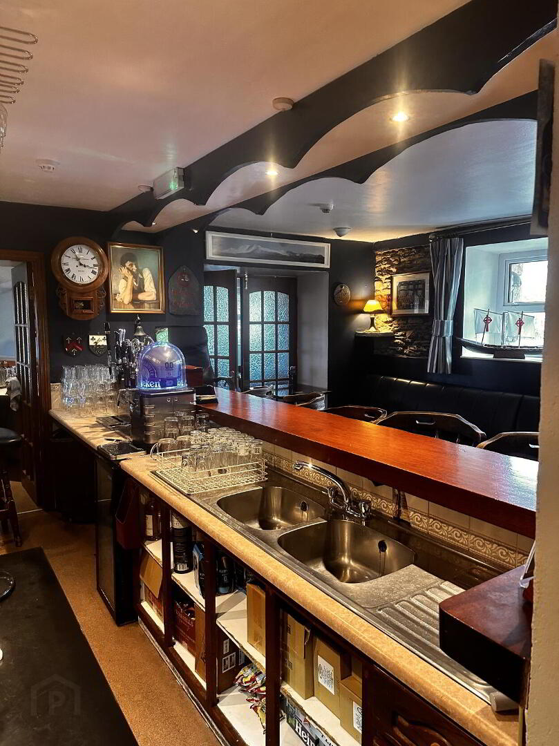 An Bothar Pub Cuas Ballydavid 11 of 36