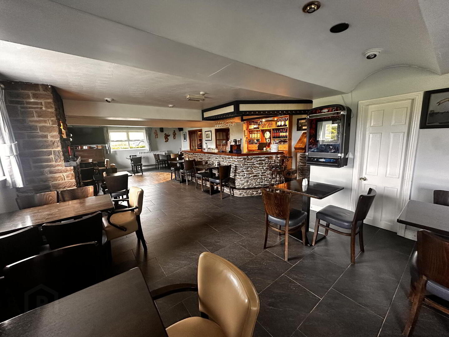An Bothar Pub Cuas Ballydavid 16 of 36