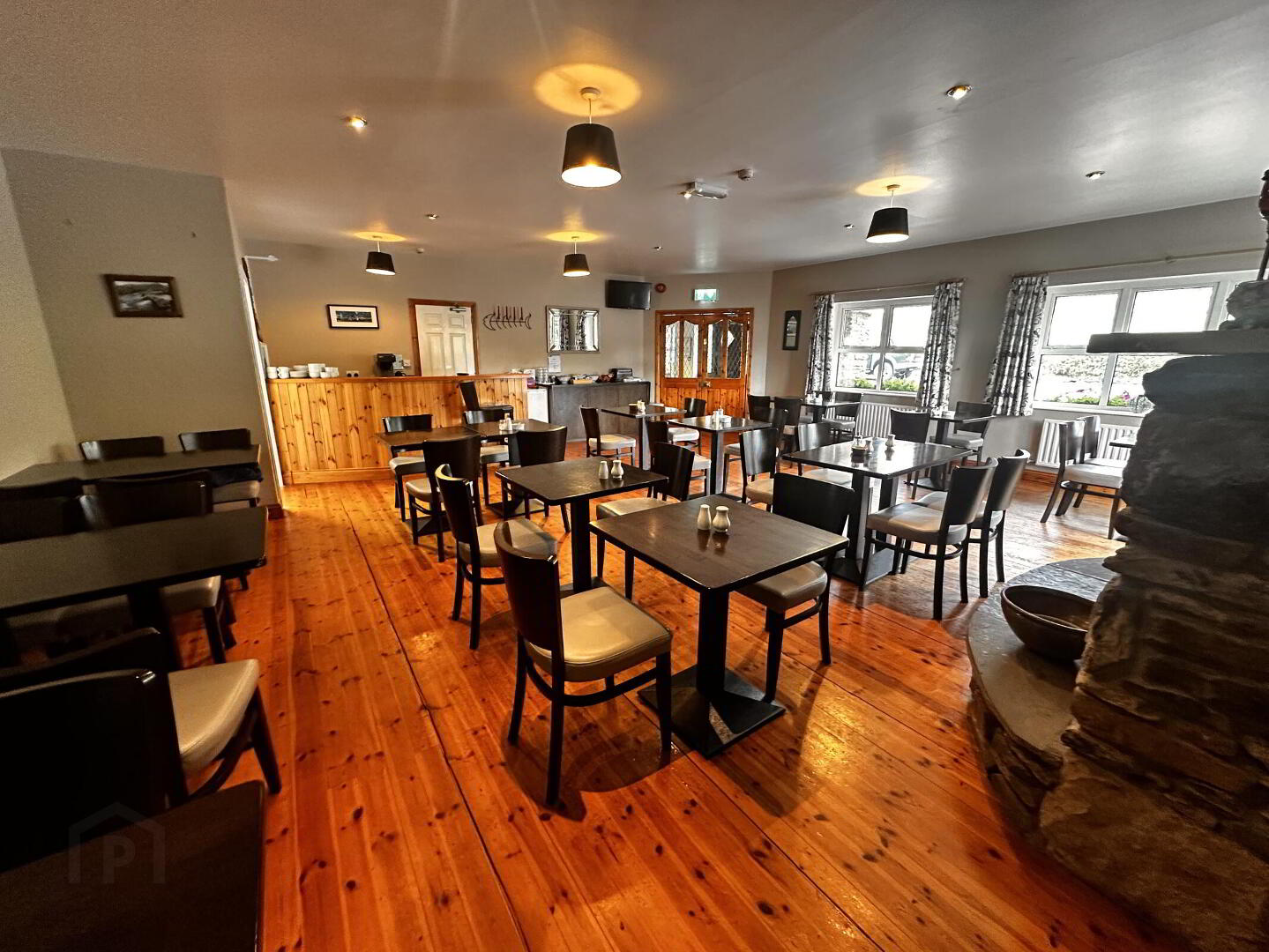 An Bothar Pub Cuas Ballydavid 27 of 36