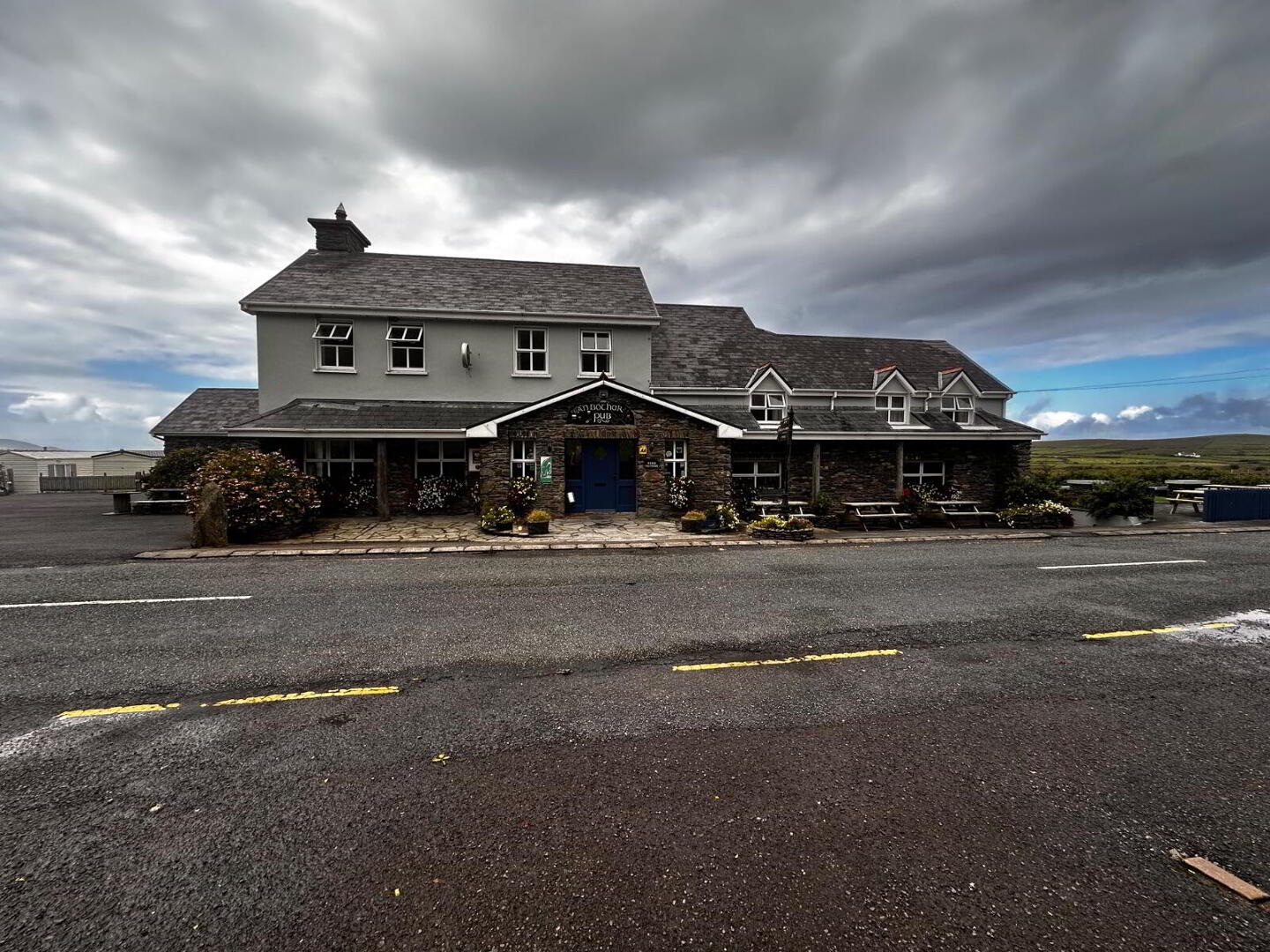 An Bothar Pub 1 of 39