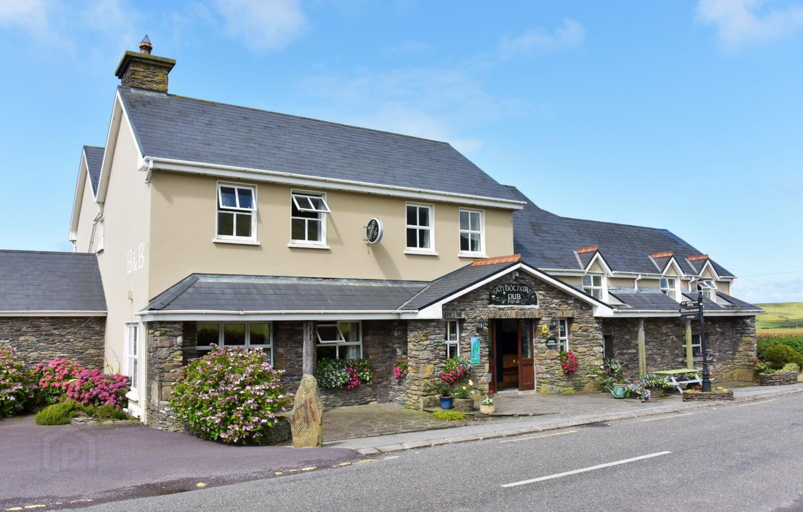 An Bothar Pub 38 of 39