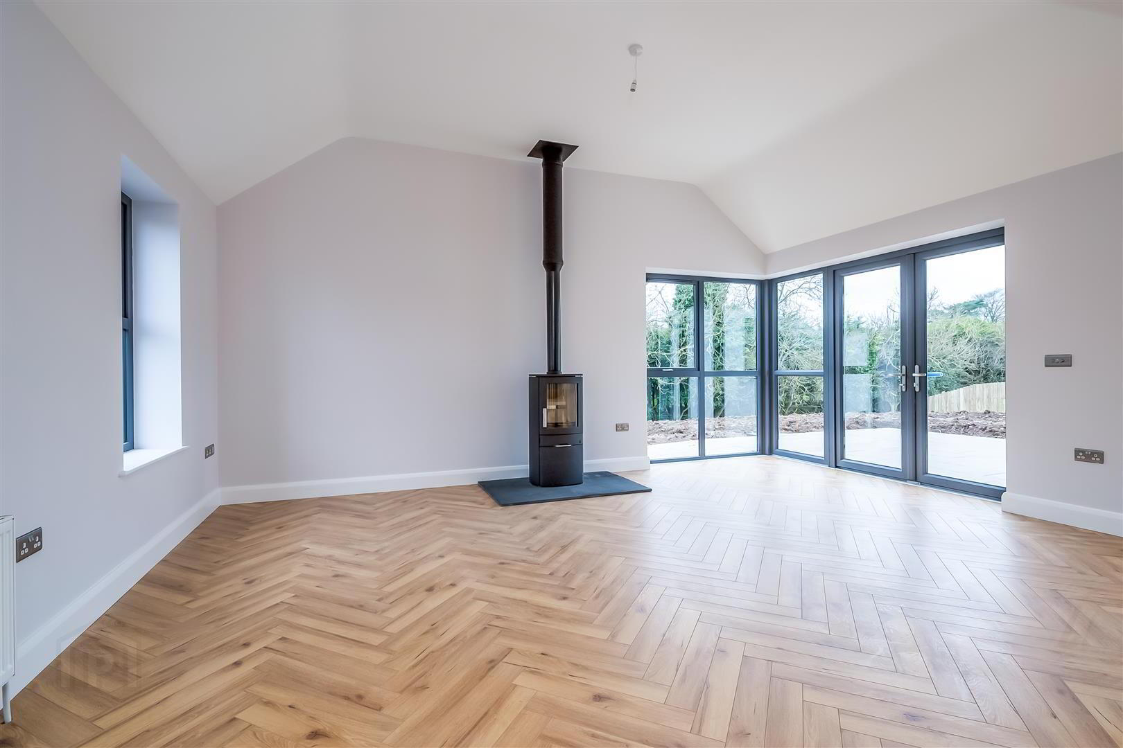 Site 1, 70 Tildarg Road 7 of 31