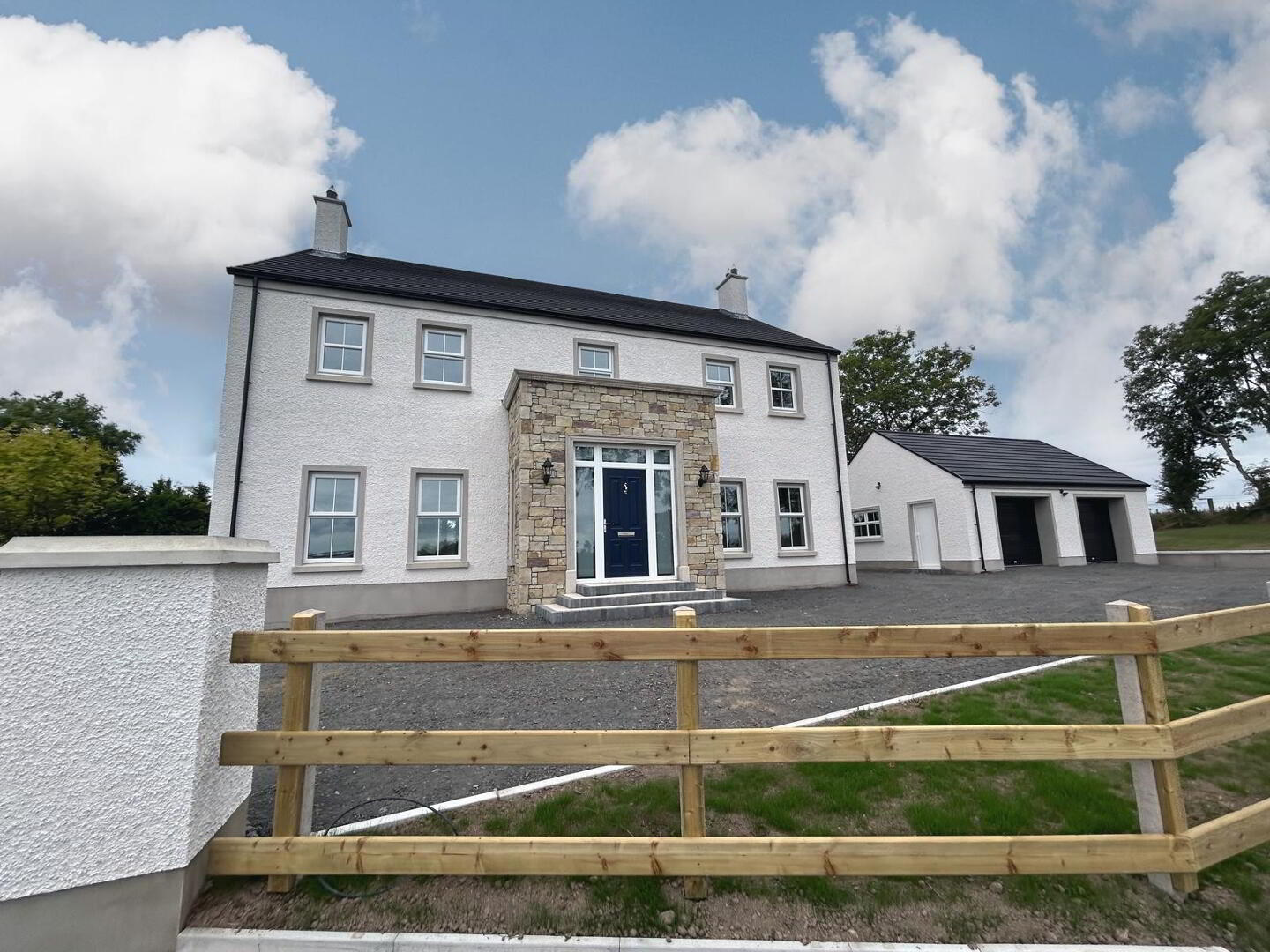 12a Drum Road 1 of 13
