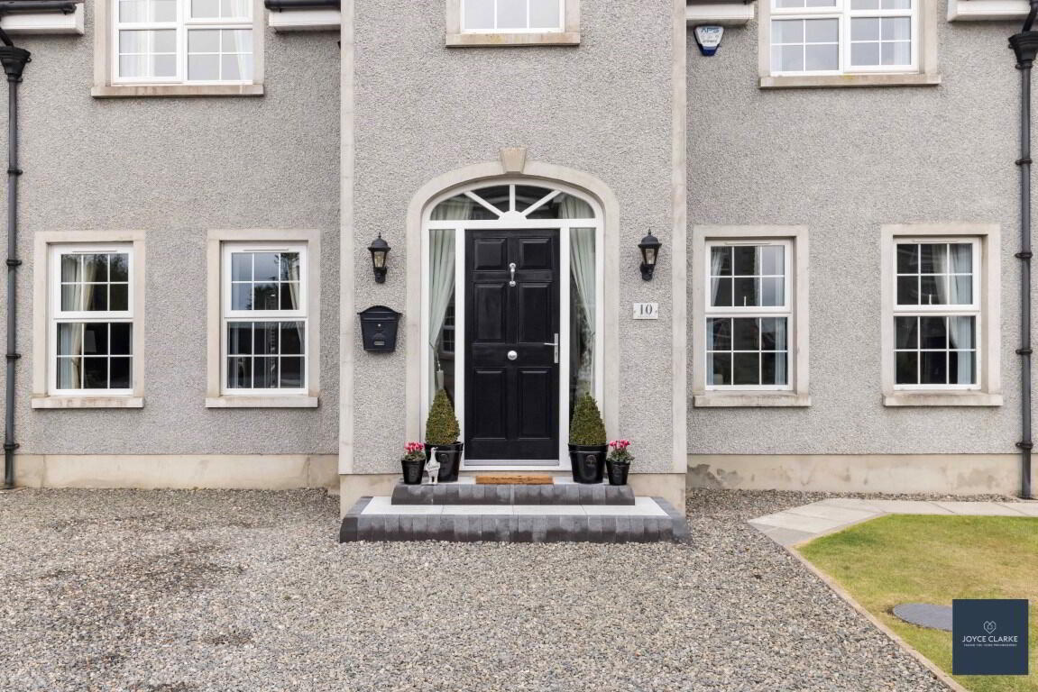 10 Laurelvale Grove 3 of 49