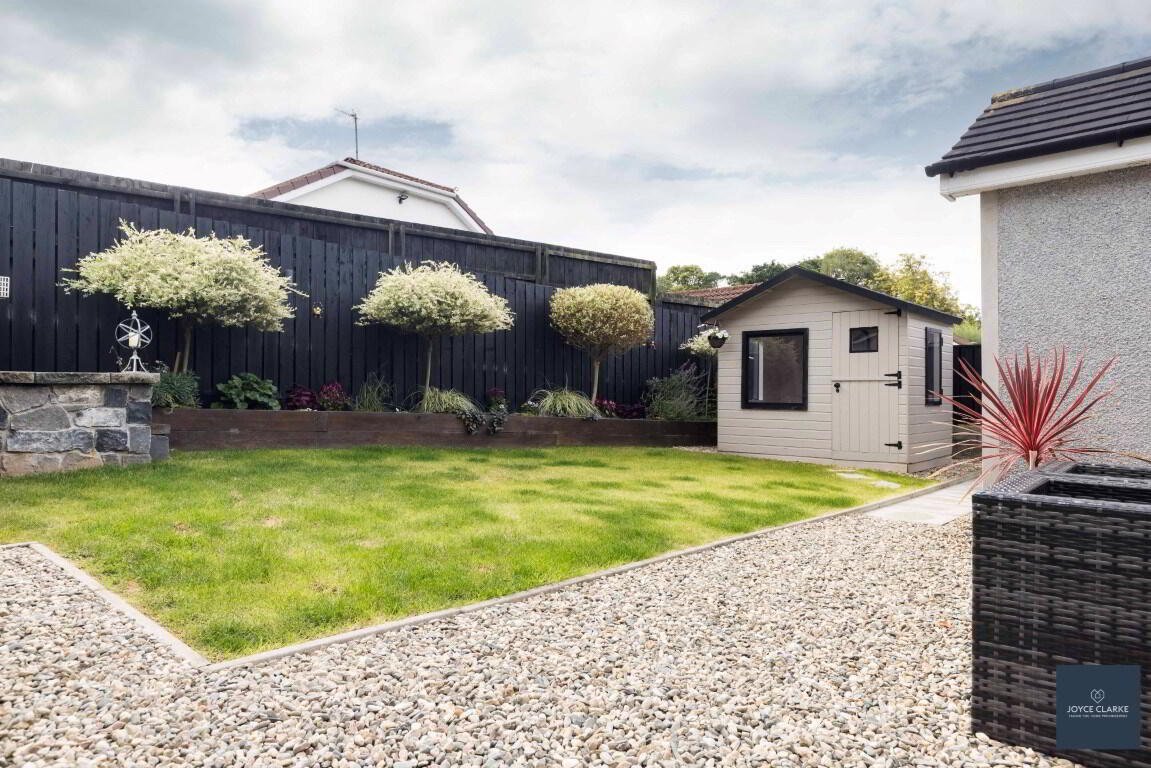 10 Laurelvale Grove 41 of 49