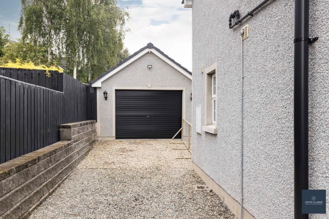 10 Laurelvale Grove 48 of 49