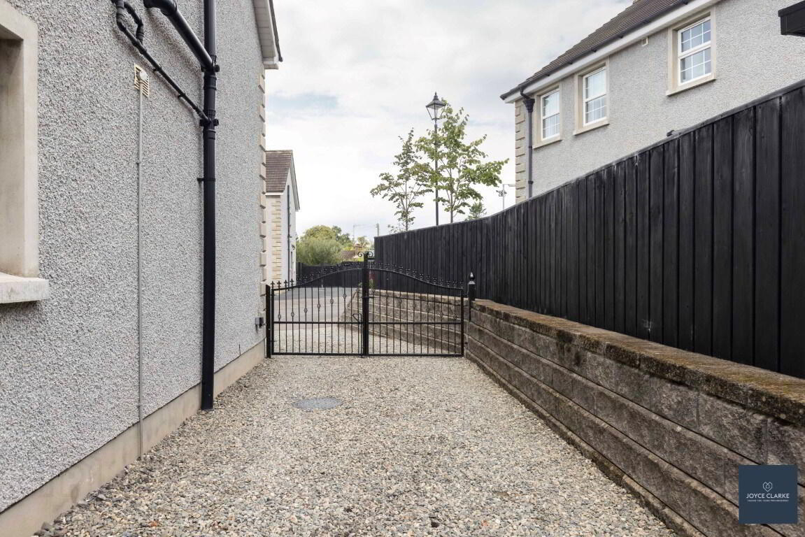 10 Laurelvale Grove 49 of 49