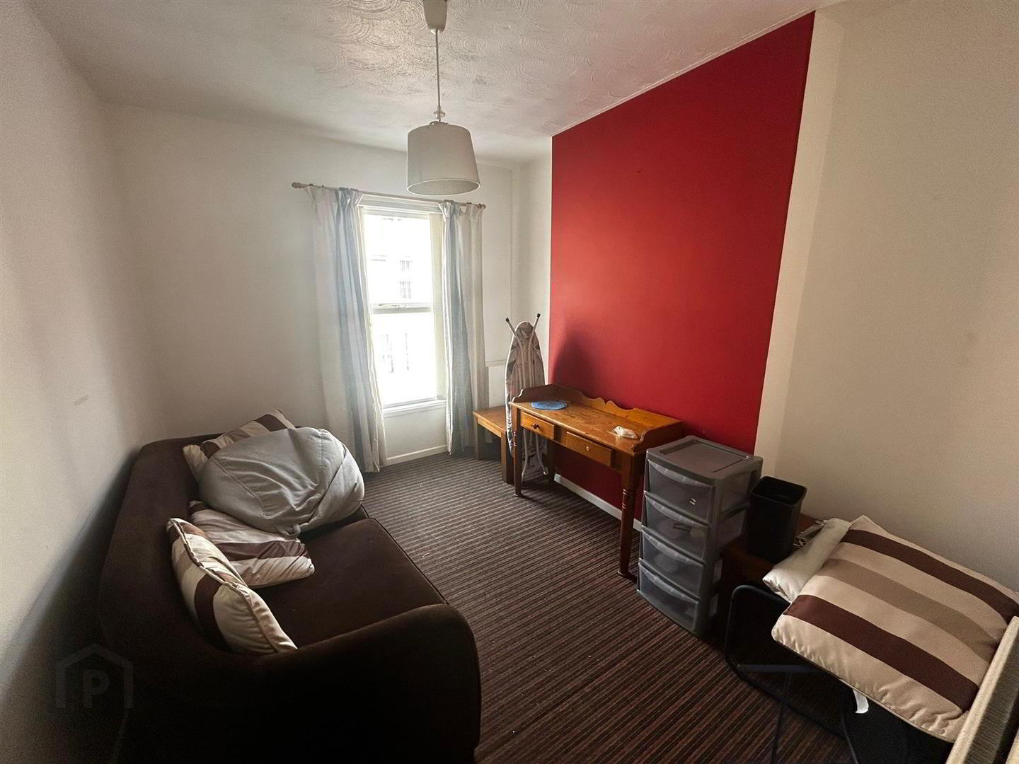 Flat 2, 102 Wellesley Avenue 3 of 8