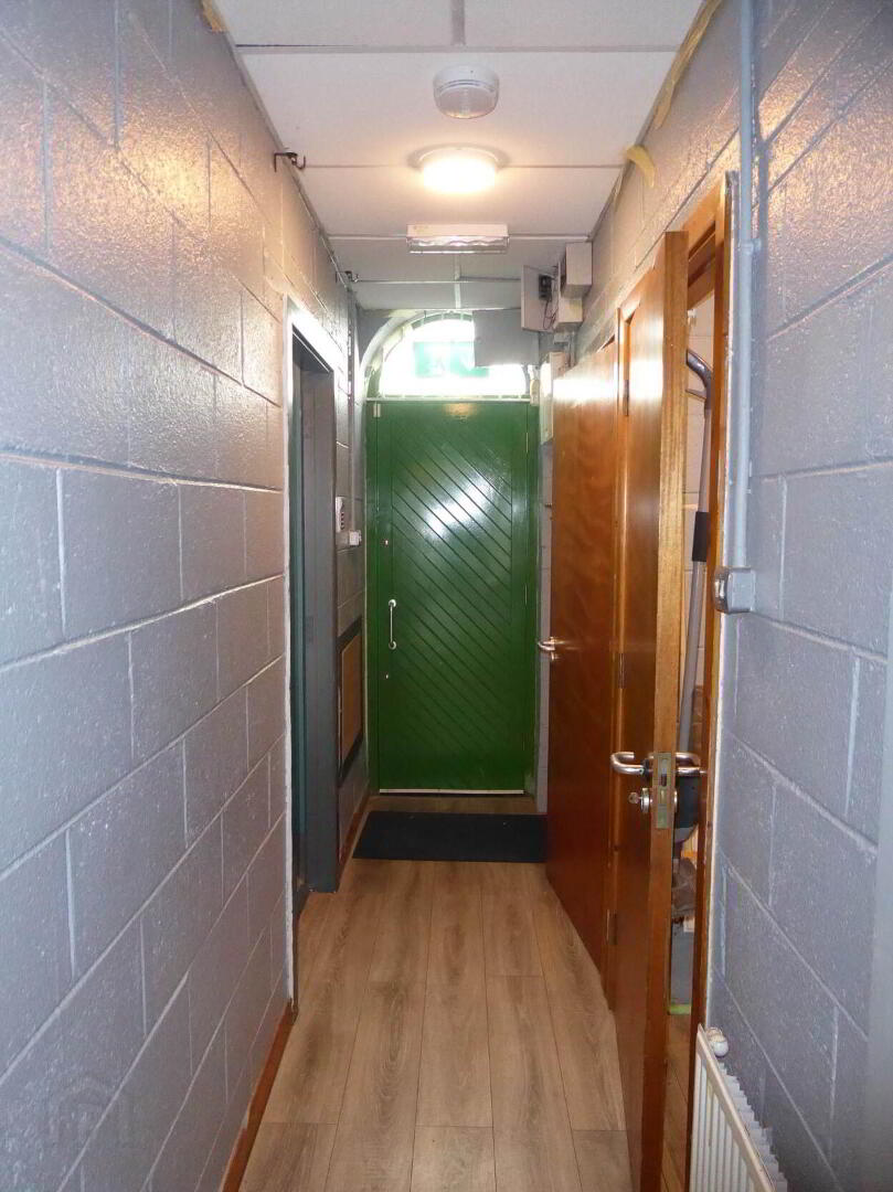 Unit 3 The Yeates Centre, Summerhill Road 5 of 8