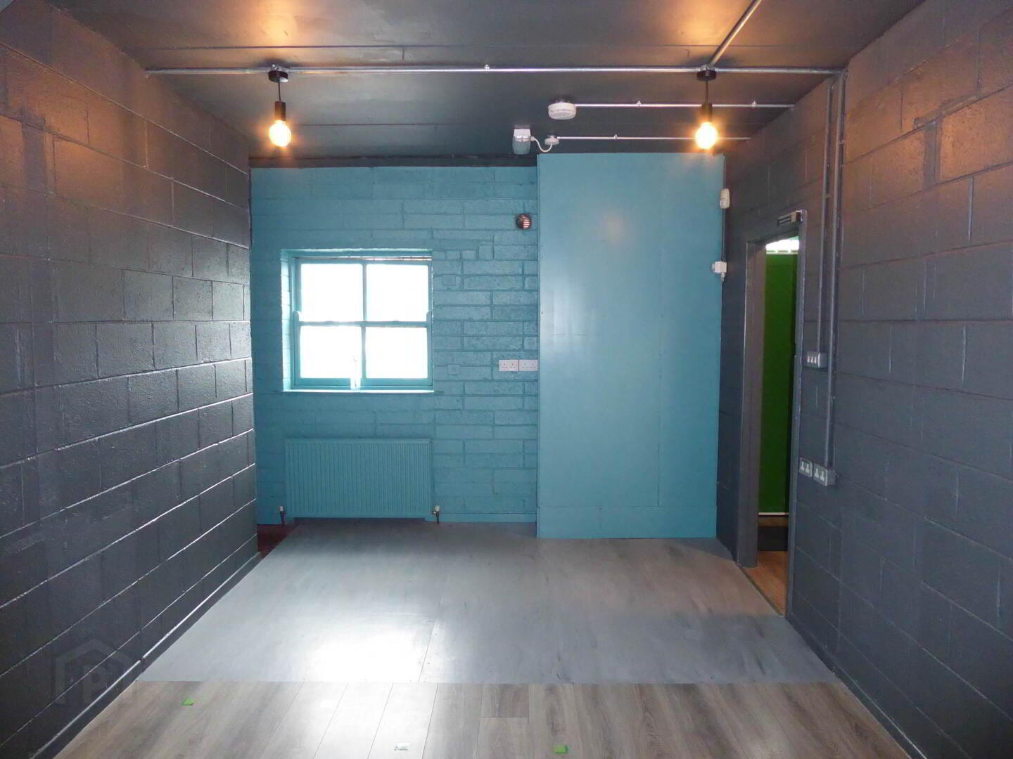 Unit 3 The Yeates Centre, Summerhill Road 3 of 8