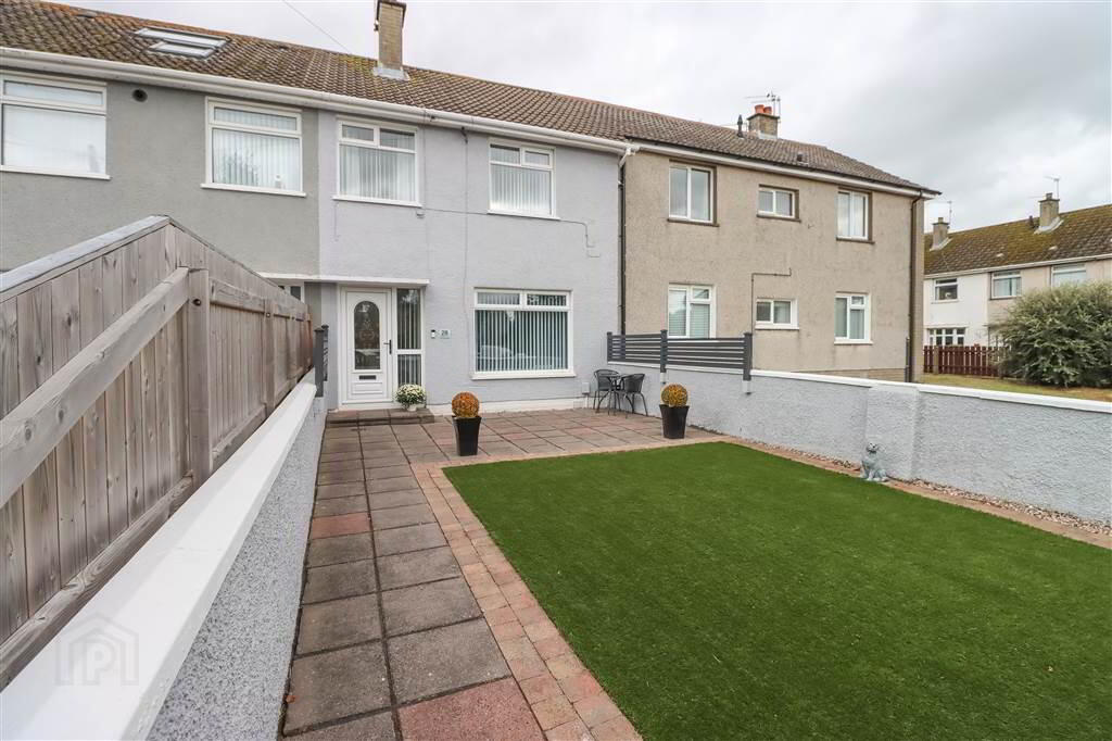 28 Ballybeen Park 1 of 21