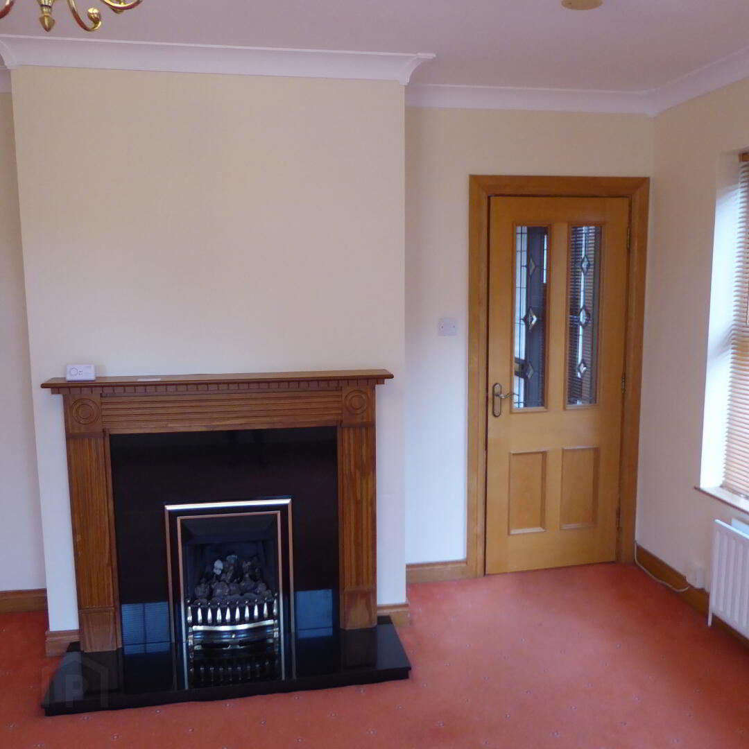 19 Castle Grove 4 of 12