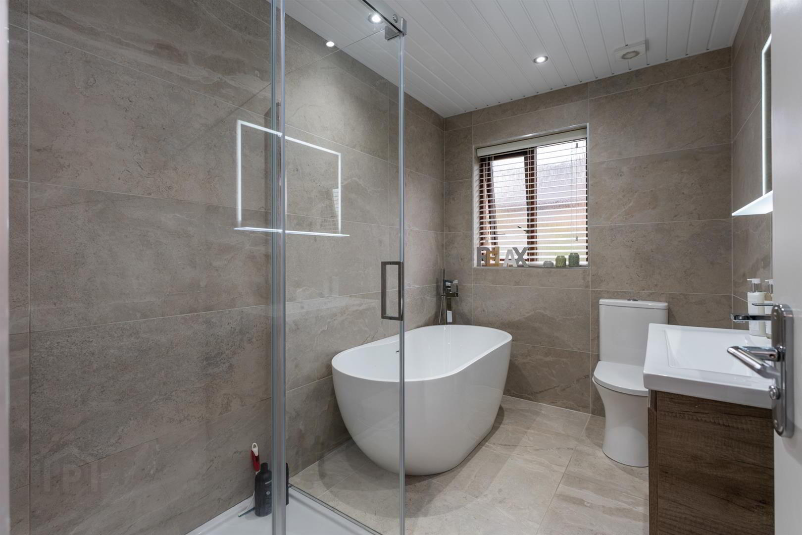 48 Knockbracken Manor 28 of 39