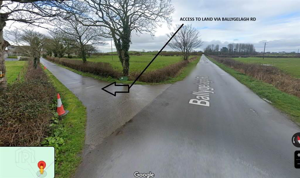 C. 3.5 Acre Field & Stables, 11 Ballygelagh Road 4 of 4
