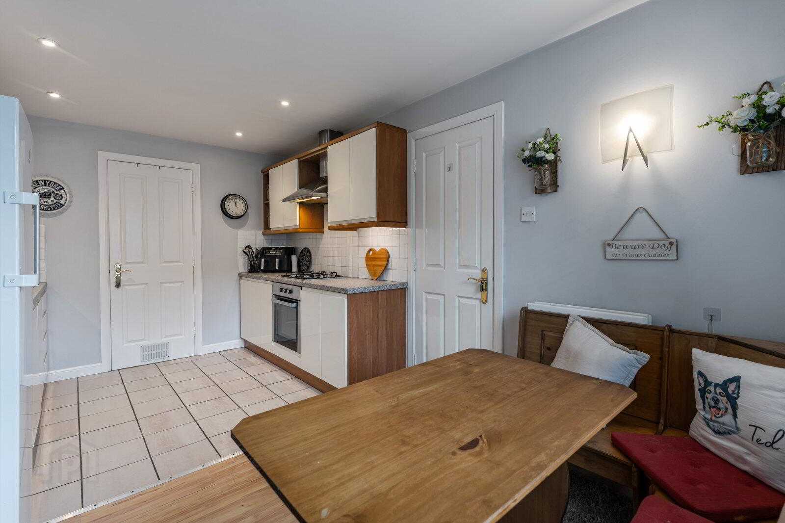 3 Wellington Park Mews, 52 Wellington Park 5 of 20