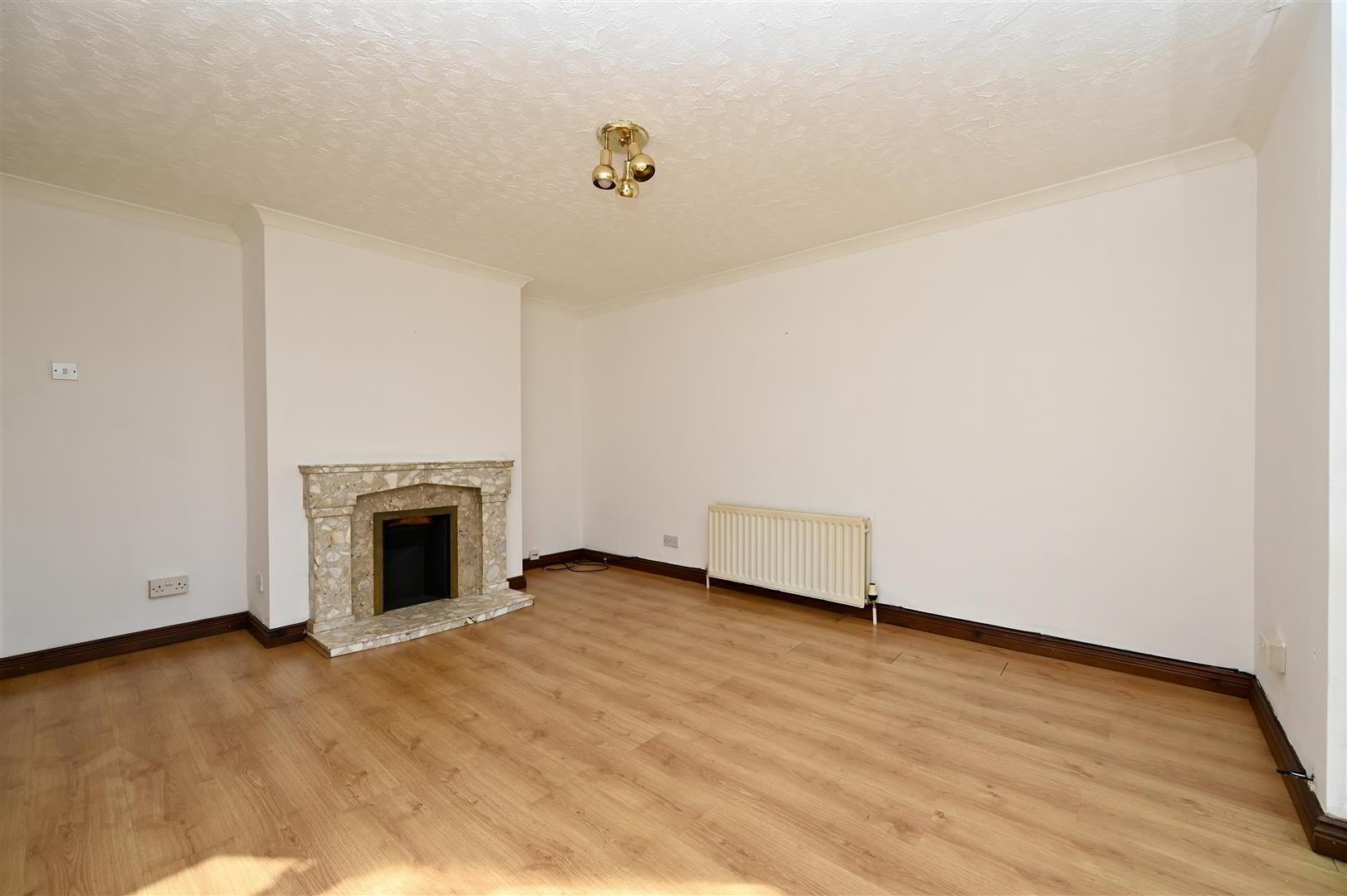 14 Killynether Gardens 3 of 15