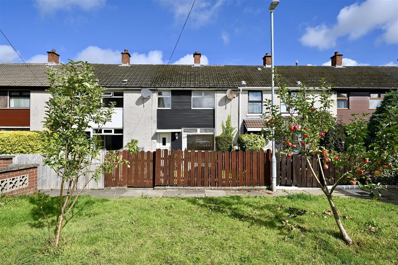 14 Killynether Gardens 1 of 15