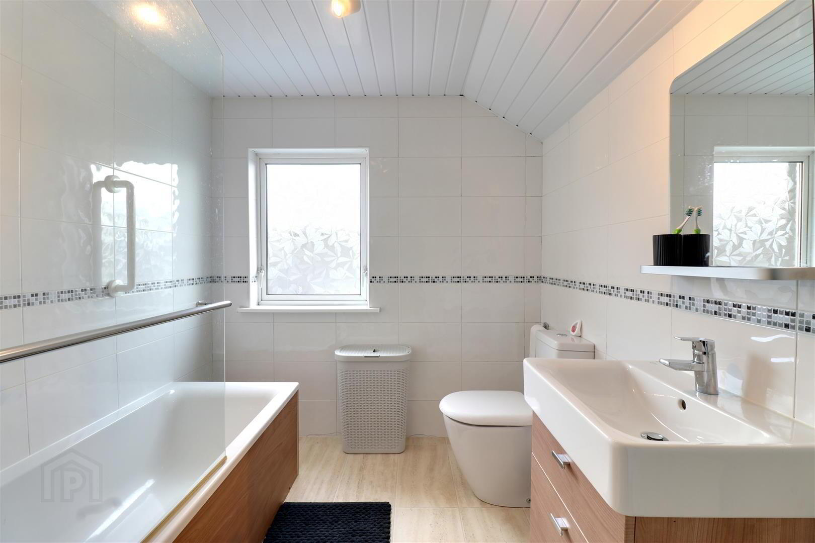 4 Windsor Avenue 9 of 17