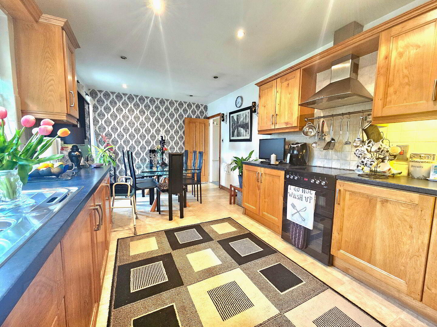 18 Thornwood 5 of 16
