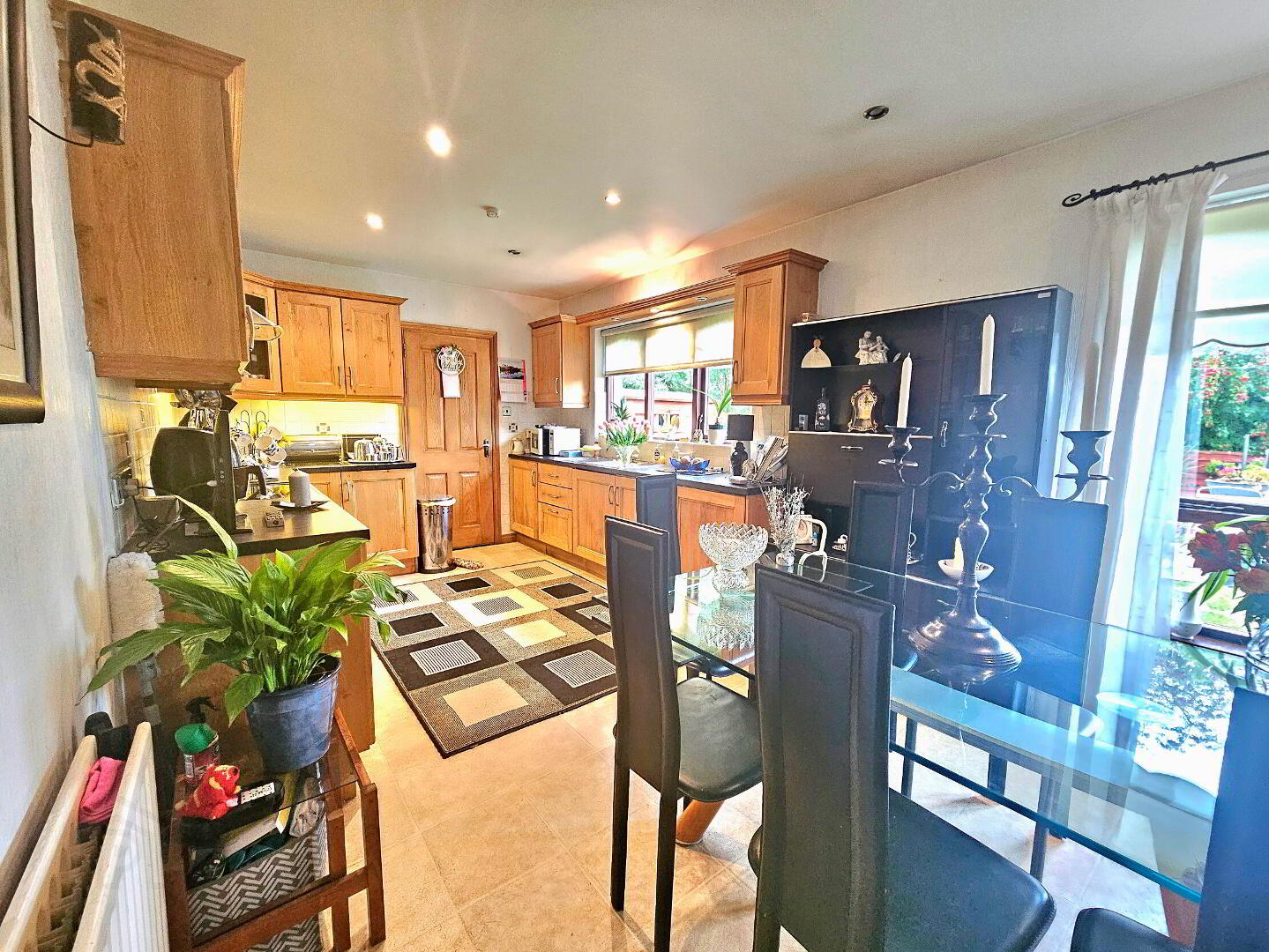 18 Thornwood 6 of 16