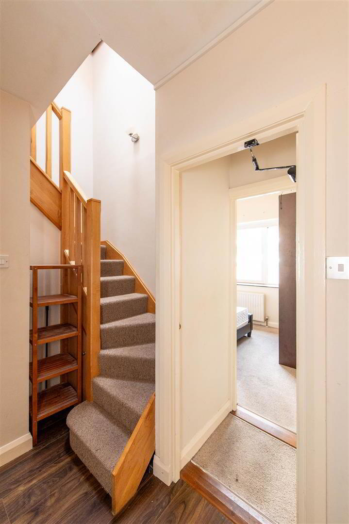 Apartment, 403 Somerset Studios 16 of 21