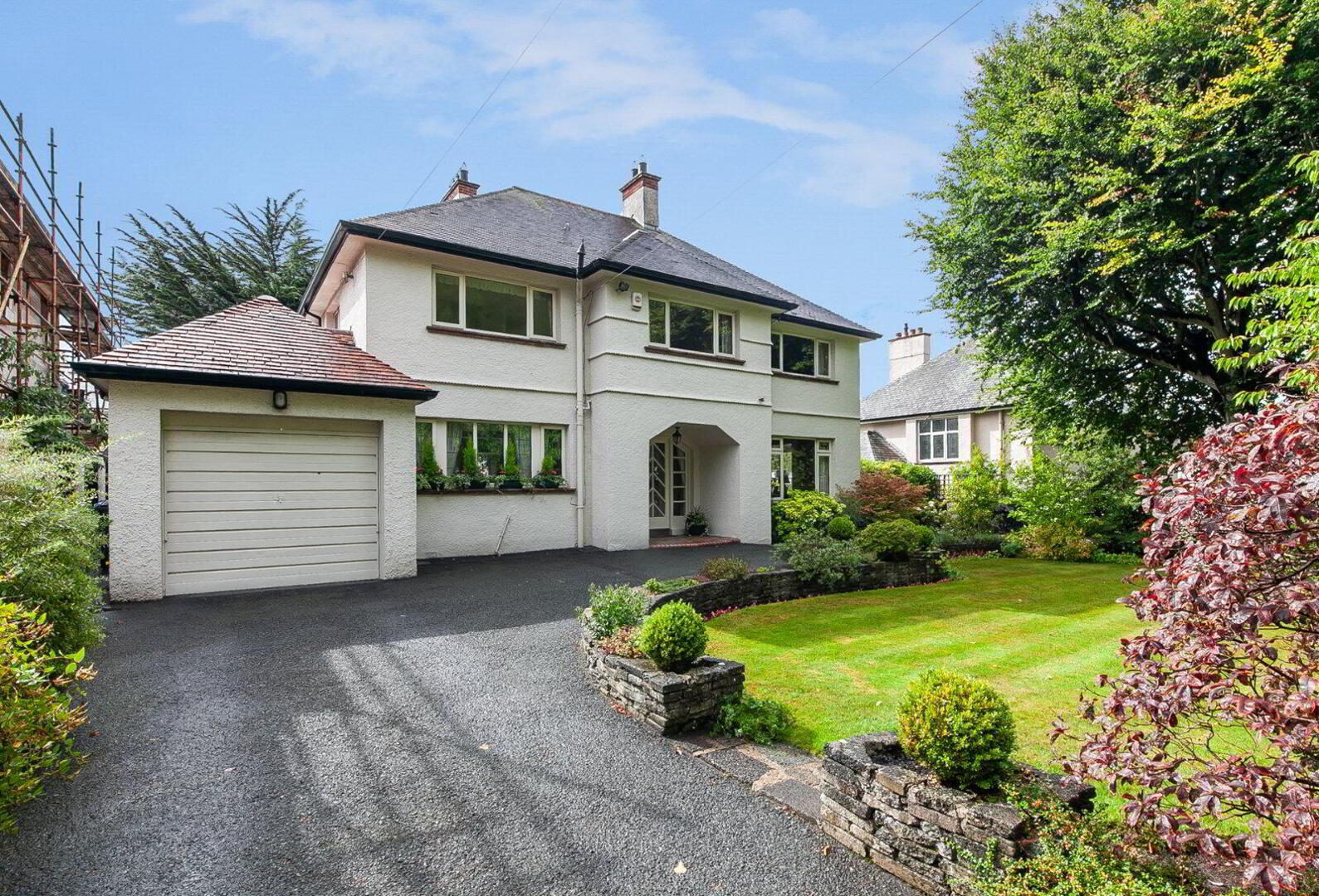 4 Bristow Park 1 of 25