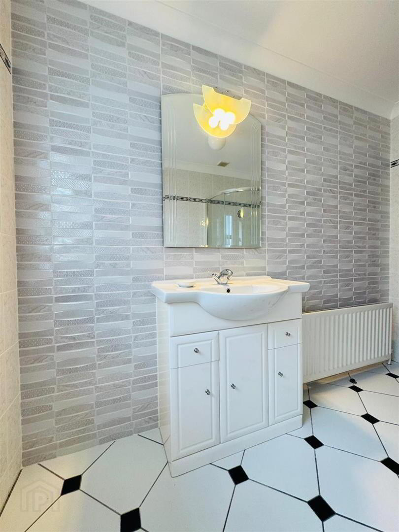 92 Ballyeaston Road 12 of 17
