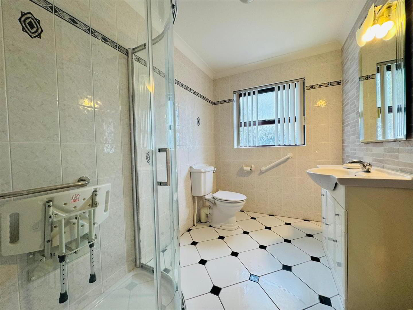 92 Ballyeaston Road 11 of 17