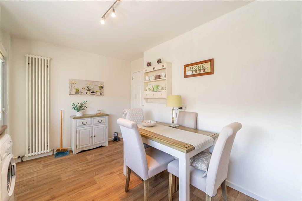 70 Ballymacormick Avenue 11 of 26