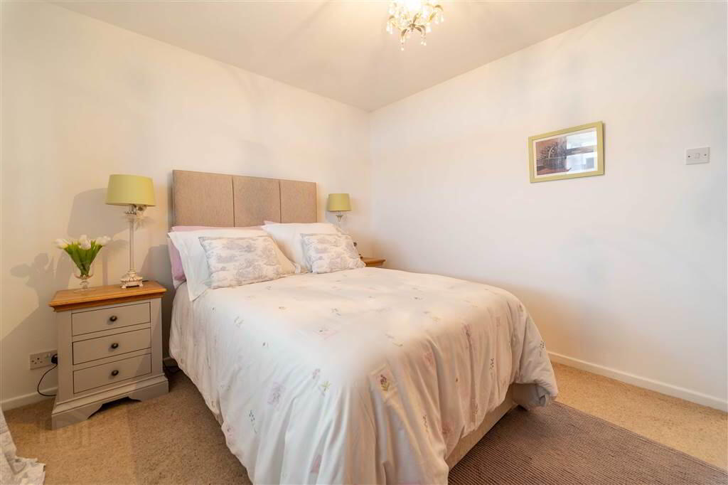 70 Ballymacormick Avenue 15 of 26