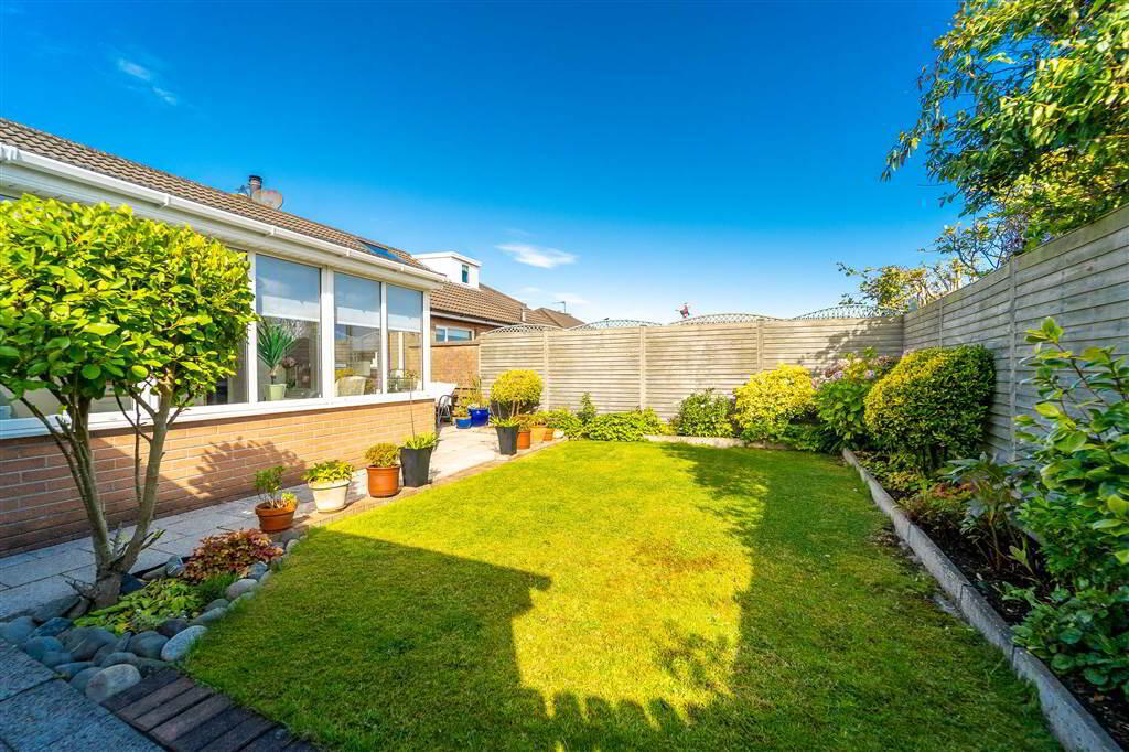 70 Ballymacormick Avenue 21 of 26