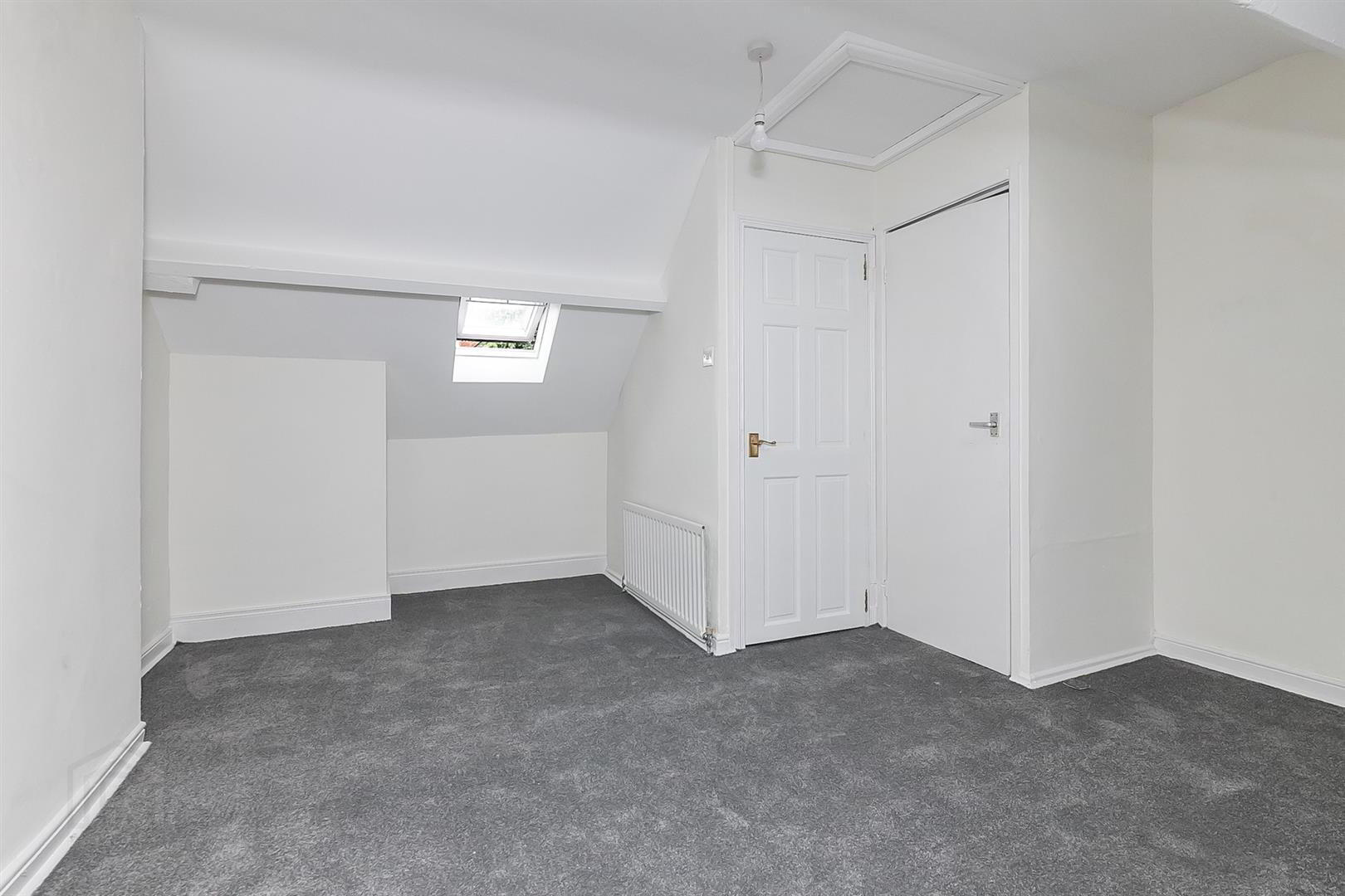 21 Sinclair Street 11 of 15