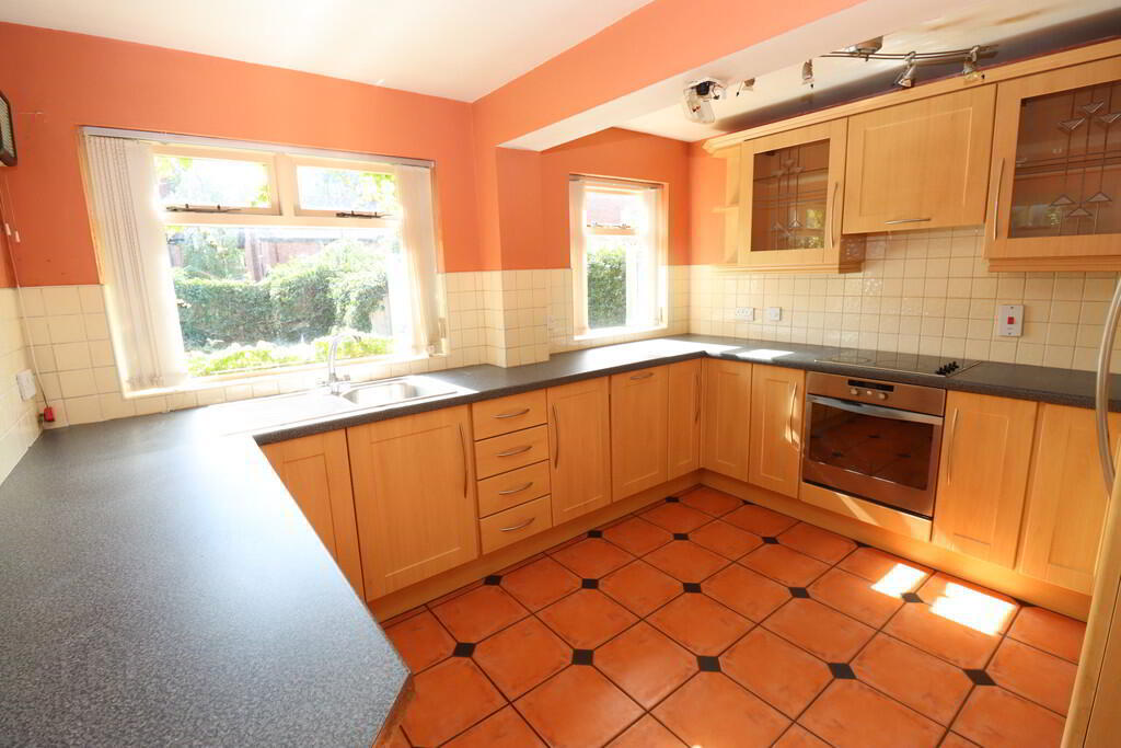 43 Westland Road 7 of 16