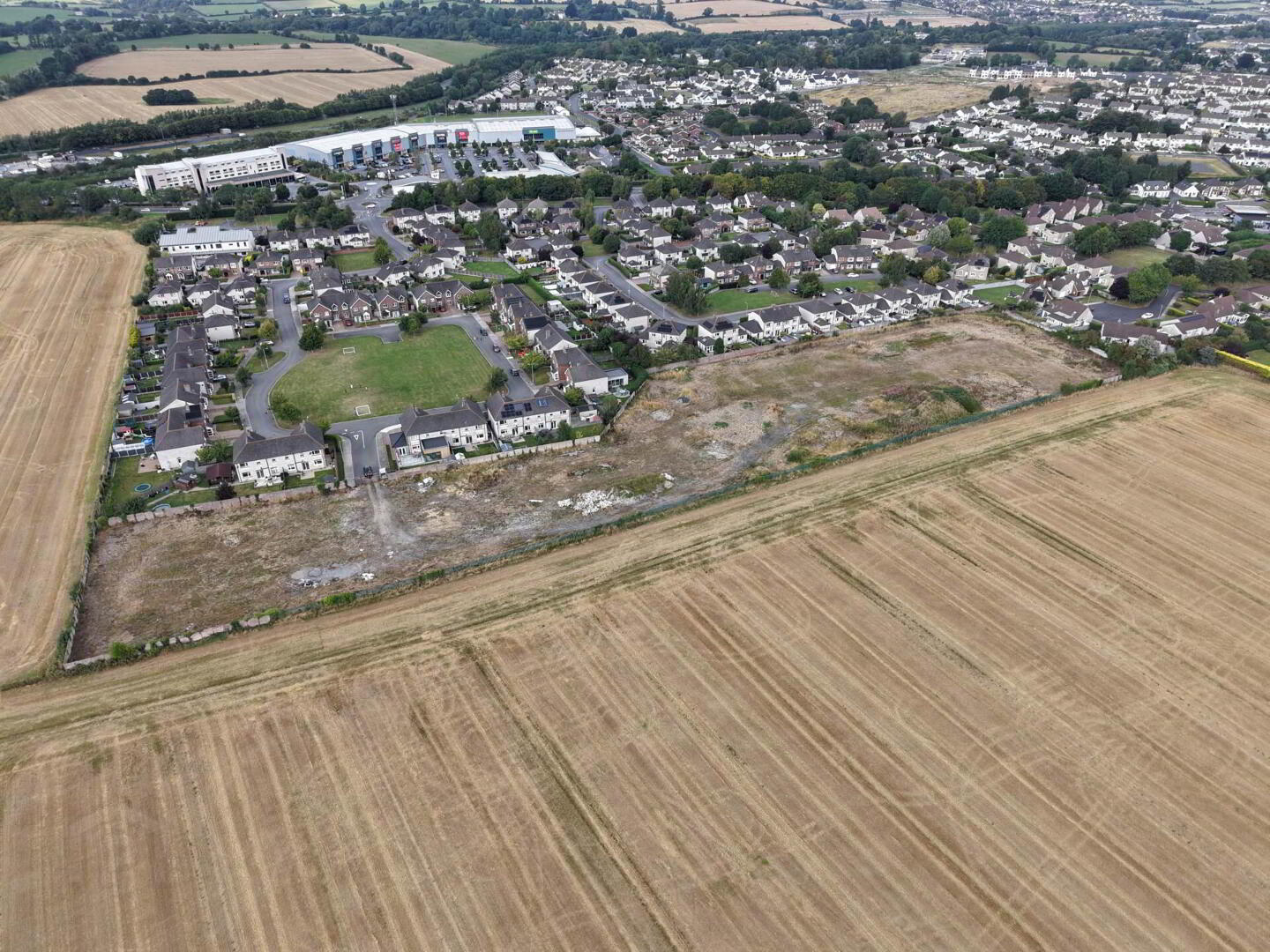 Lands, At Gort Na Manach 5 of 12