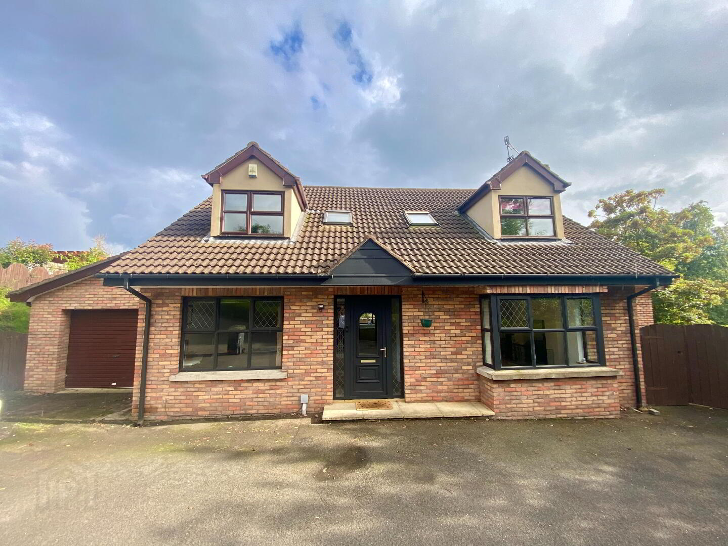 property description image