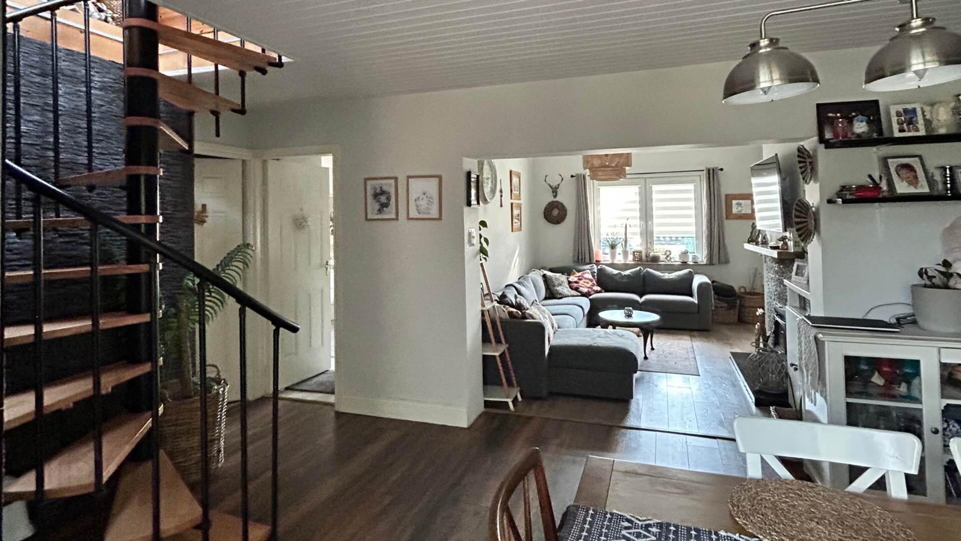 2 Ashbury Avenue 6 of 44