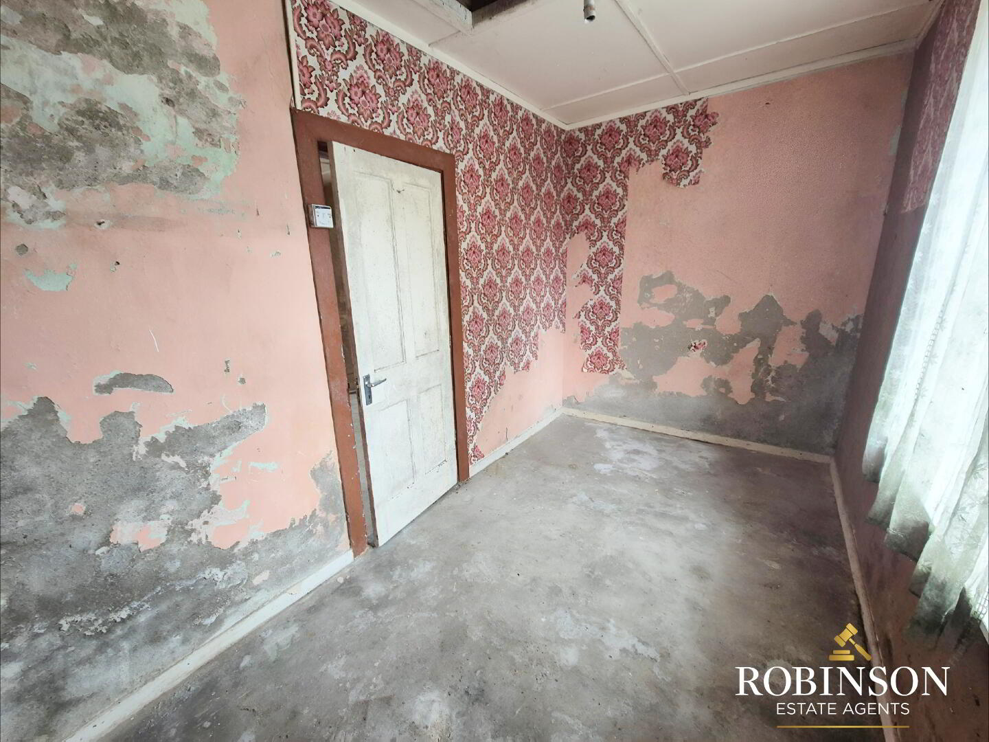 2 Bedroom Cottage, Rooskey 5 of 5