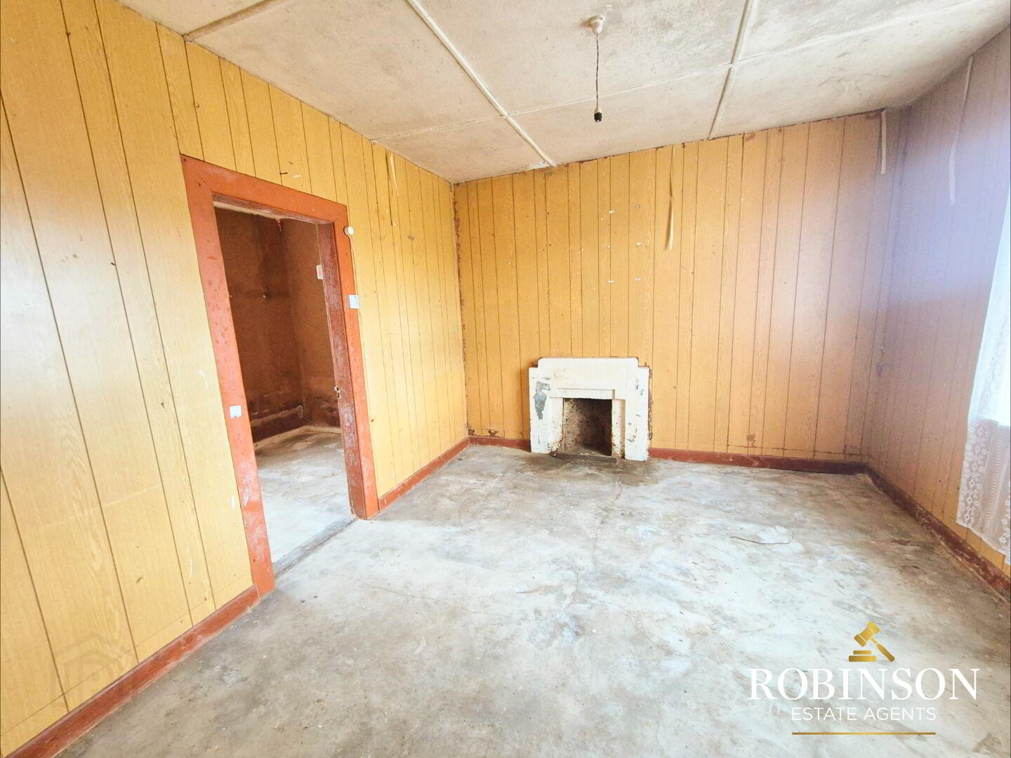 2 Bedroom Cottage, Rooskey 3 of 5